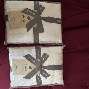 West Elm White and Gray Bedding Set